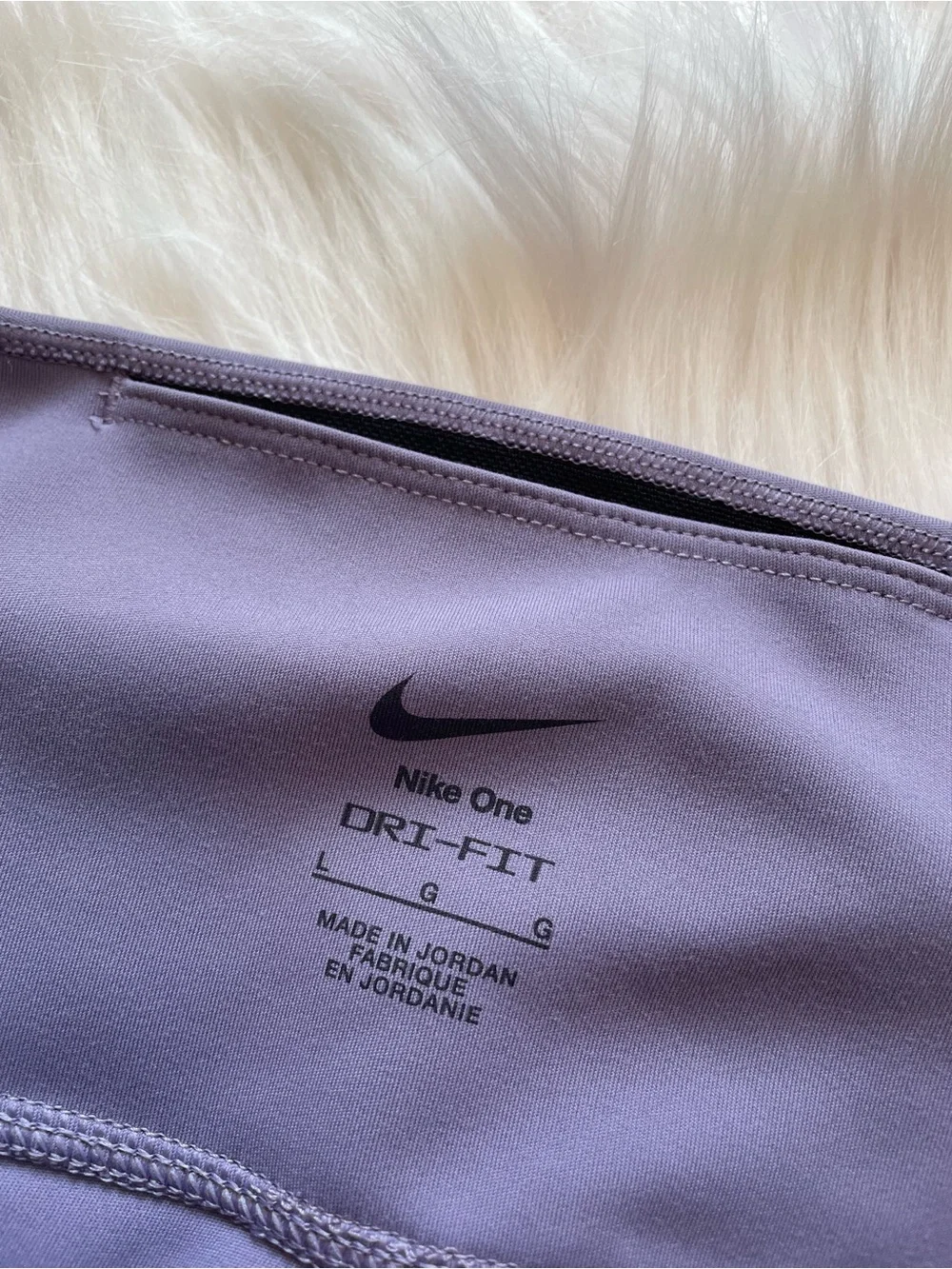Nike one purple cropped leggings women’s L large dri fit crop activewear legging